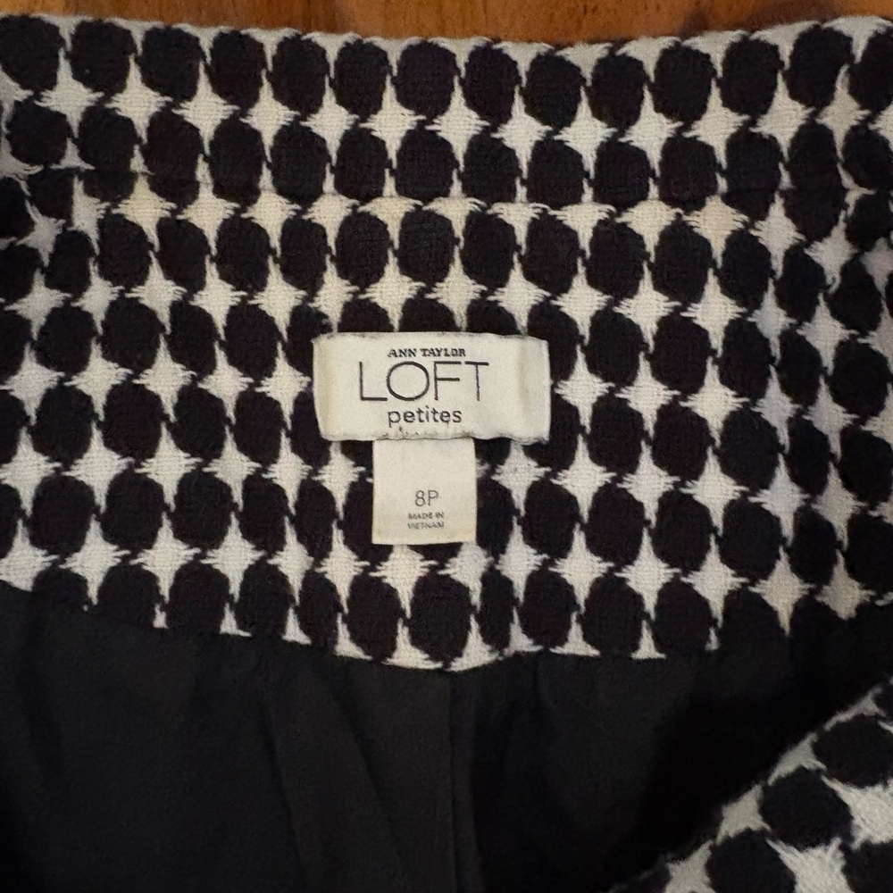 Used loft blazer, loved it! Just not needed anymore